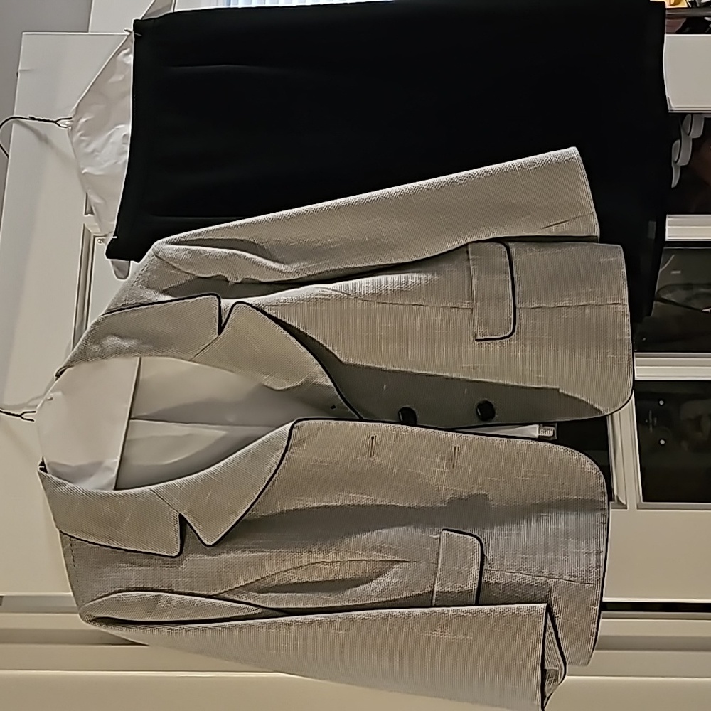 Ladies suit